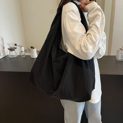 The Essential Tote – The Oversized Everyday Tote